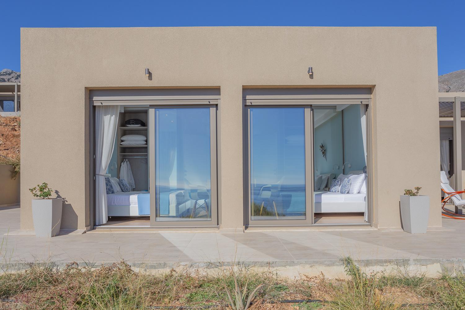 Olive And Aloe Villas Nomikianá Exterior photo